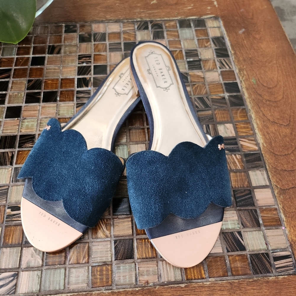 Ted Baker Women's Rhaily Navy Slides Sandals size 40.5